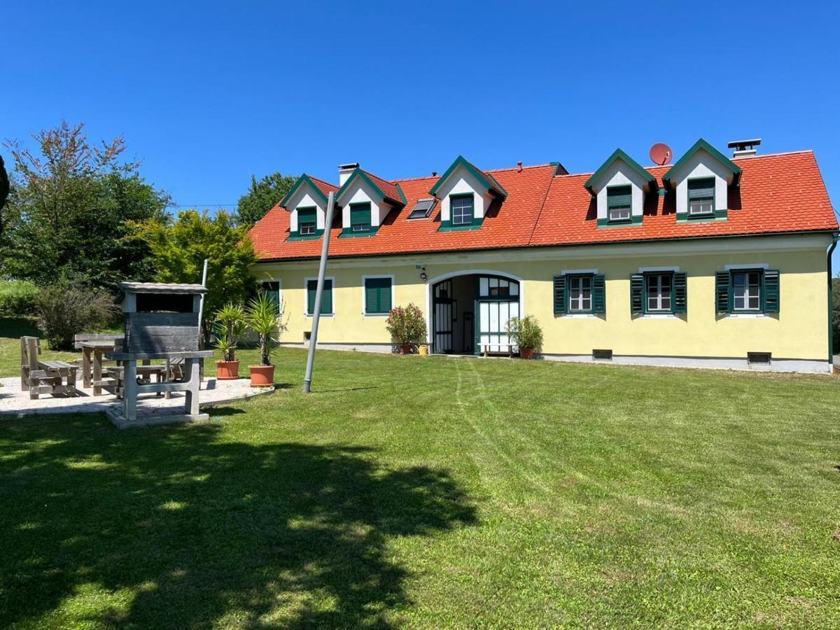 Ferienwohnung Landhaus dasThomas Henndorf im Burgenland Exterior foto